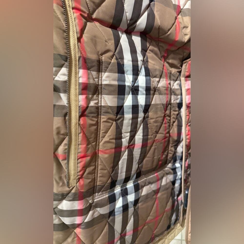 Burberry Tan Quilted Hooded Jacket Medium - Picture 5 of 10
